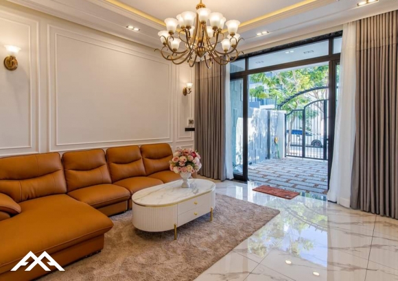 Kiến trúc nhà phố 5m×20m Tân cổ